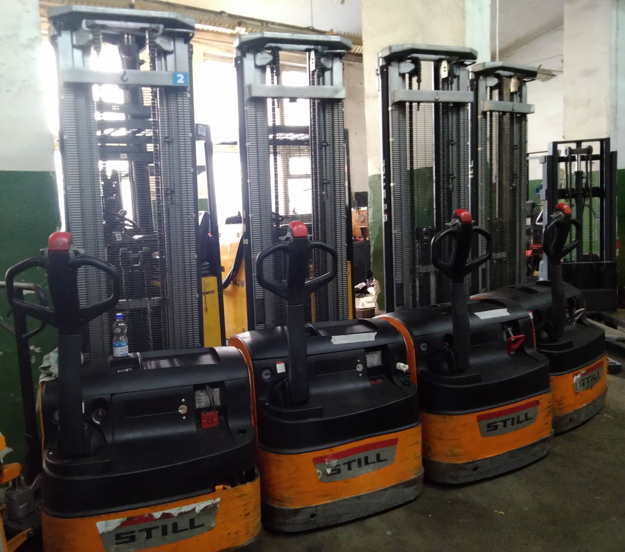 Штабелер бу STILL EGV